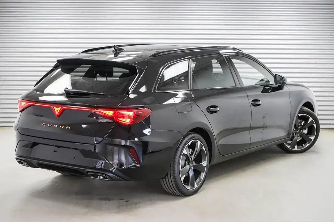 CUPRA Leon - Thumbnail 3