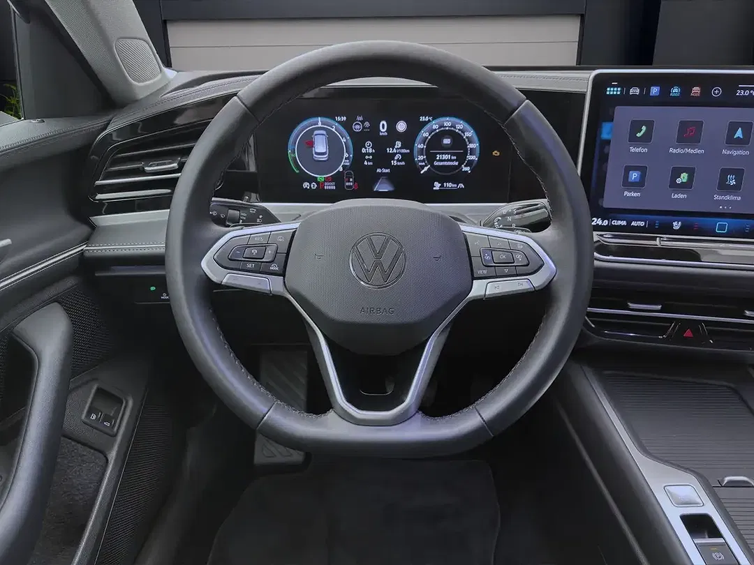 Volkswagen Passat Variant - Thumbnail 12