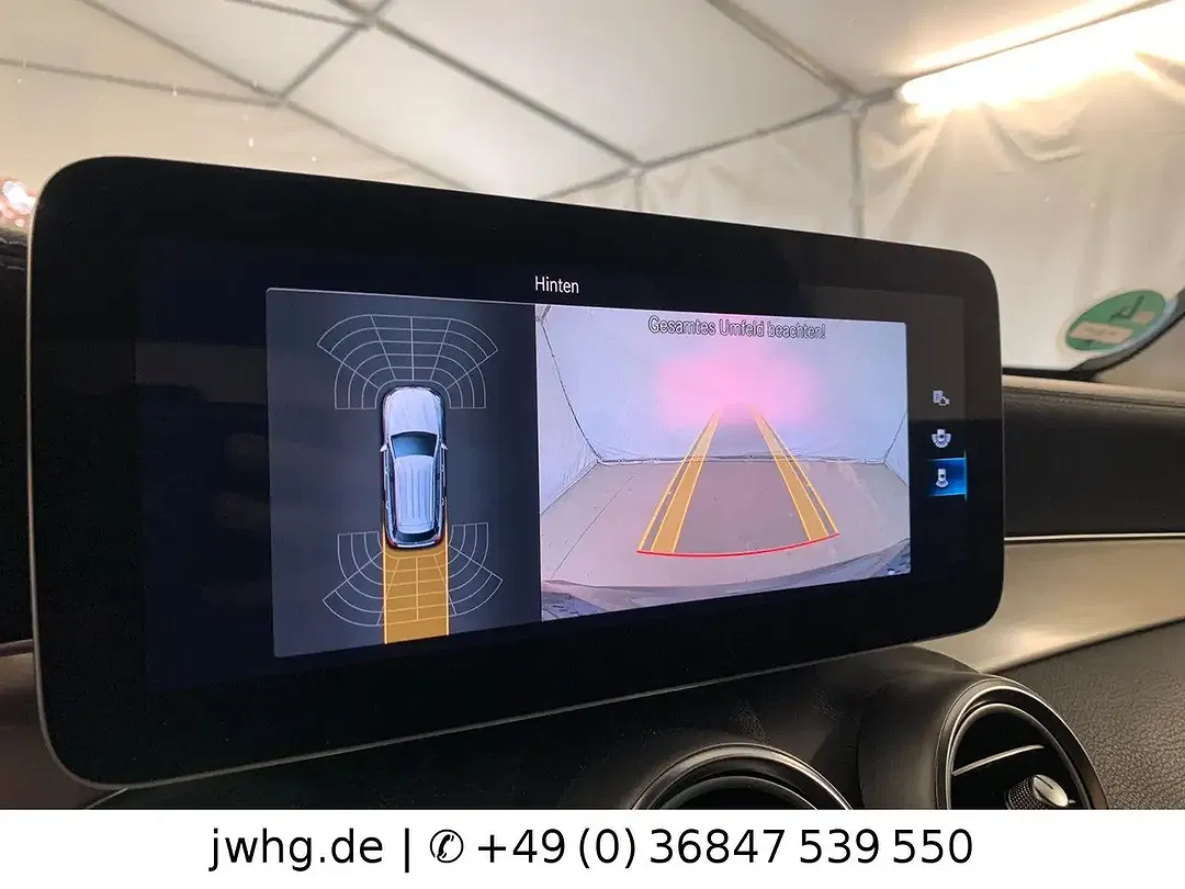 Mercedes-Benz GLC 300 - Thumbnail 10