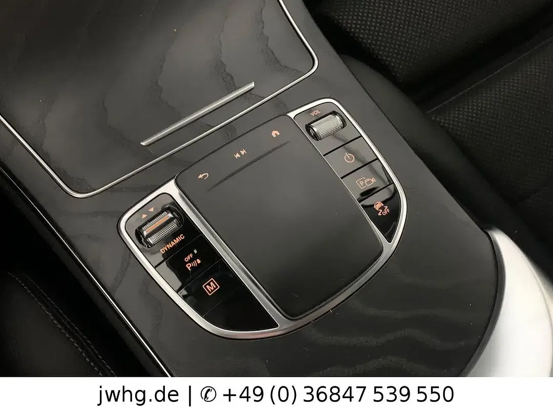 Mercedes-Benz GLC 300 - Thumbnail 14