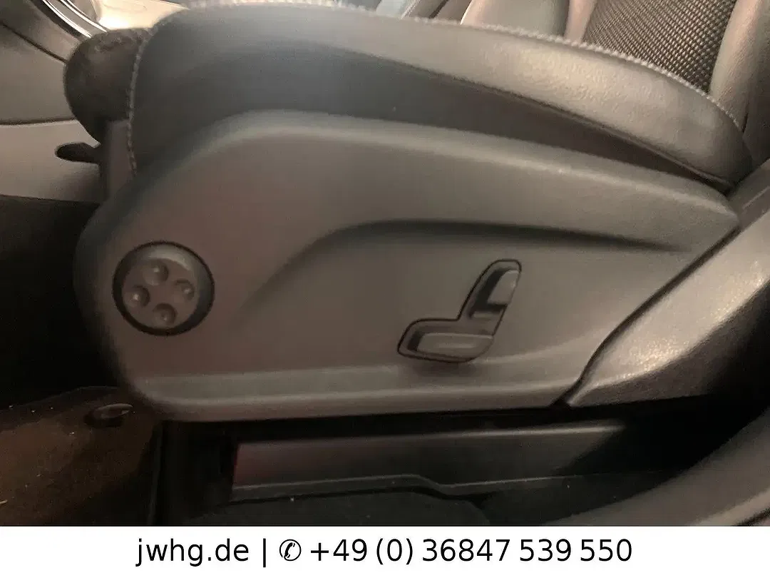 Mercedes-Benz GLC 300 - Thumbnail 6