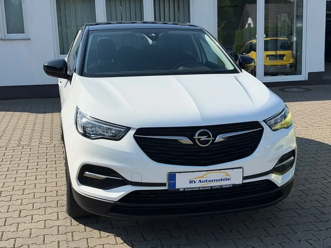 Opel Grandland X - Thumbnail 3