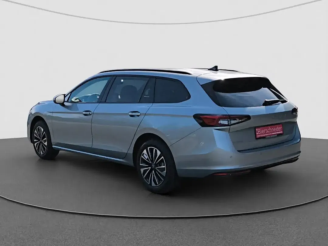 Skoda Superb - Thumbnail 8