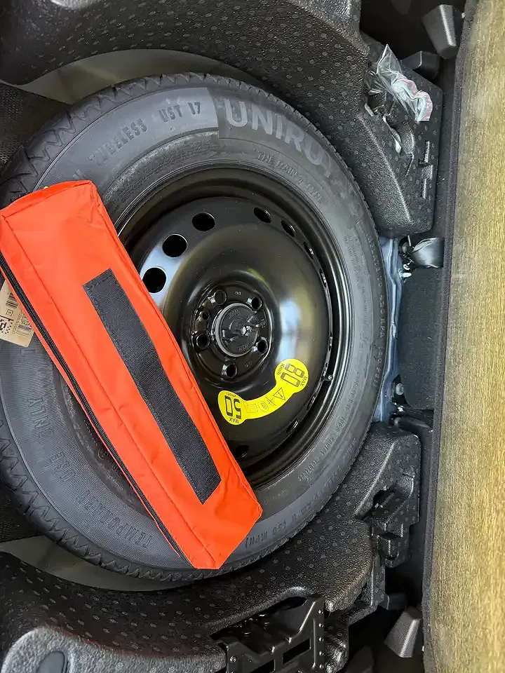 Jeep Renegade - Thumbnail 15