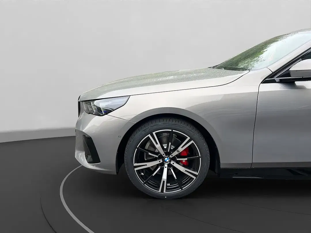 BMW 520 - Thumbnail 12