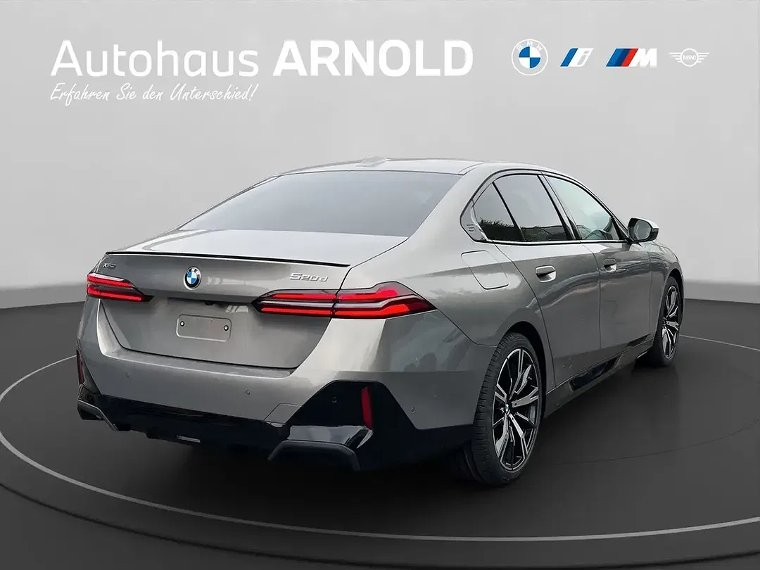 BMW 520 - Thumbnail 3