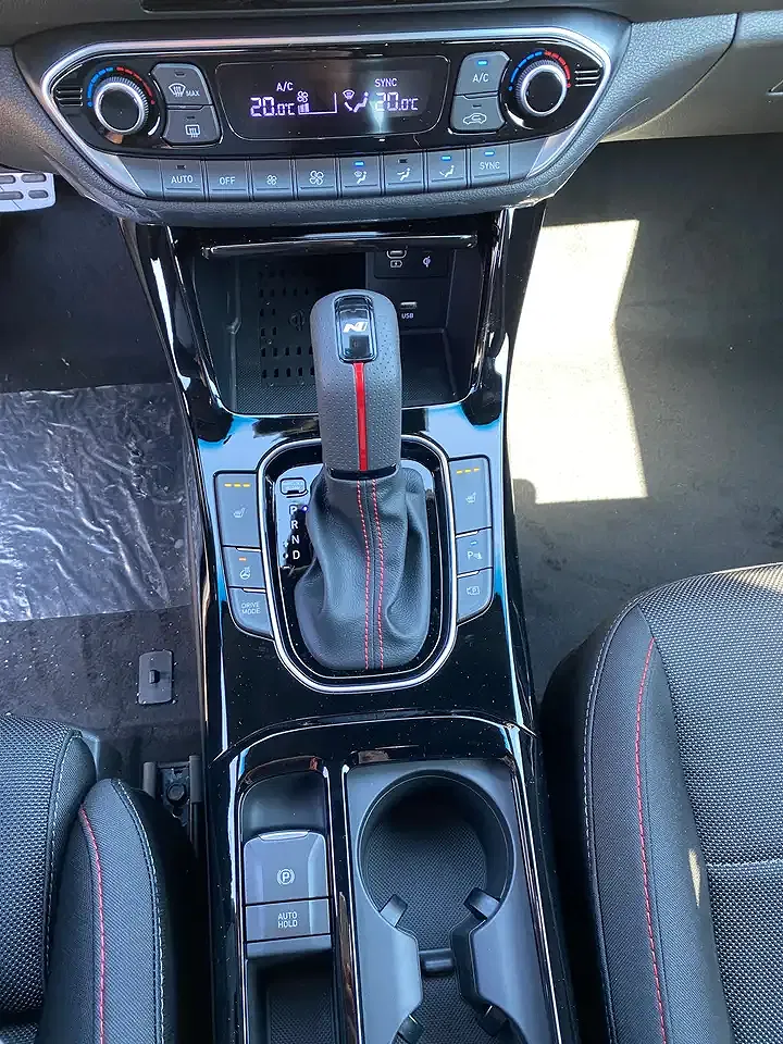 Hyundai i30 - Thumbnail 35