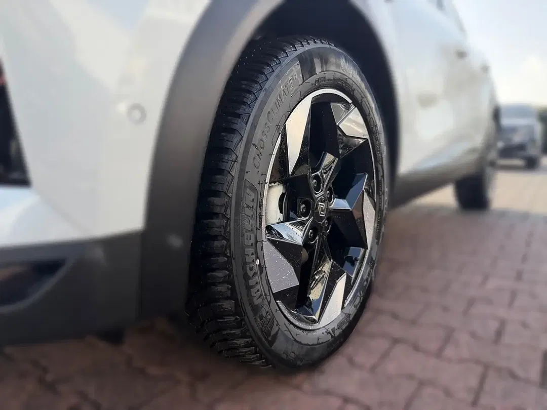 Renault Captur - Thumbnail 4
