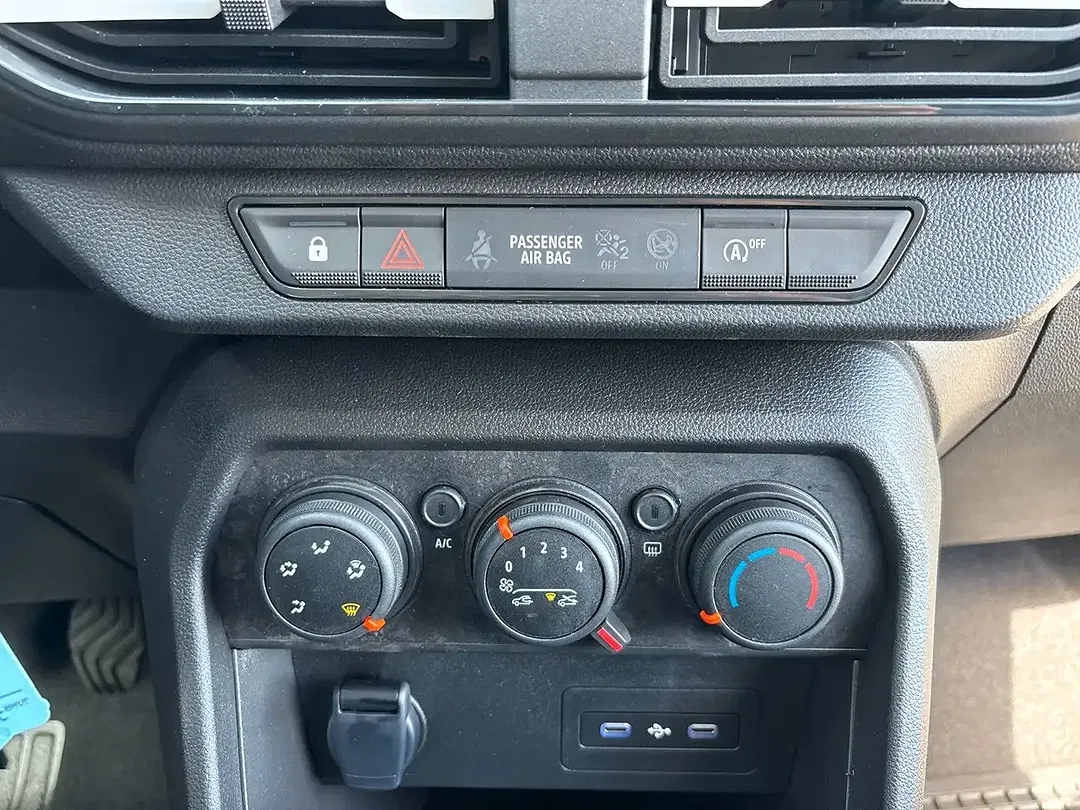 Dacia Sandero - Thumbnail 14