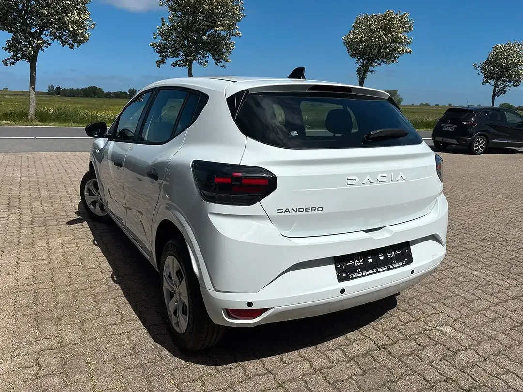 Dacia Sandero - Thumbnail 3