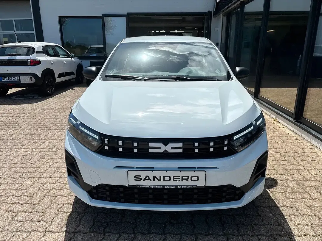 Dacia Sandero - Thumbnail 4