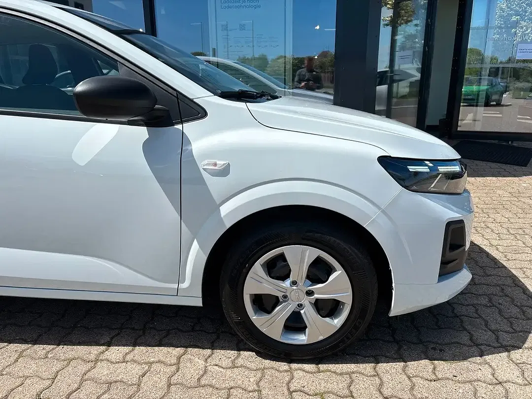 Dacia Sandero - Thumbnail 5
