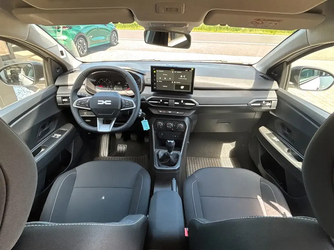Dacia Sandero - Thumbnail 9