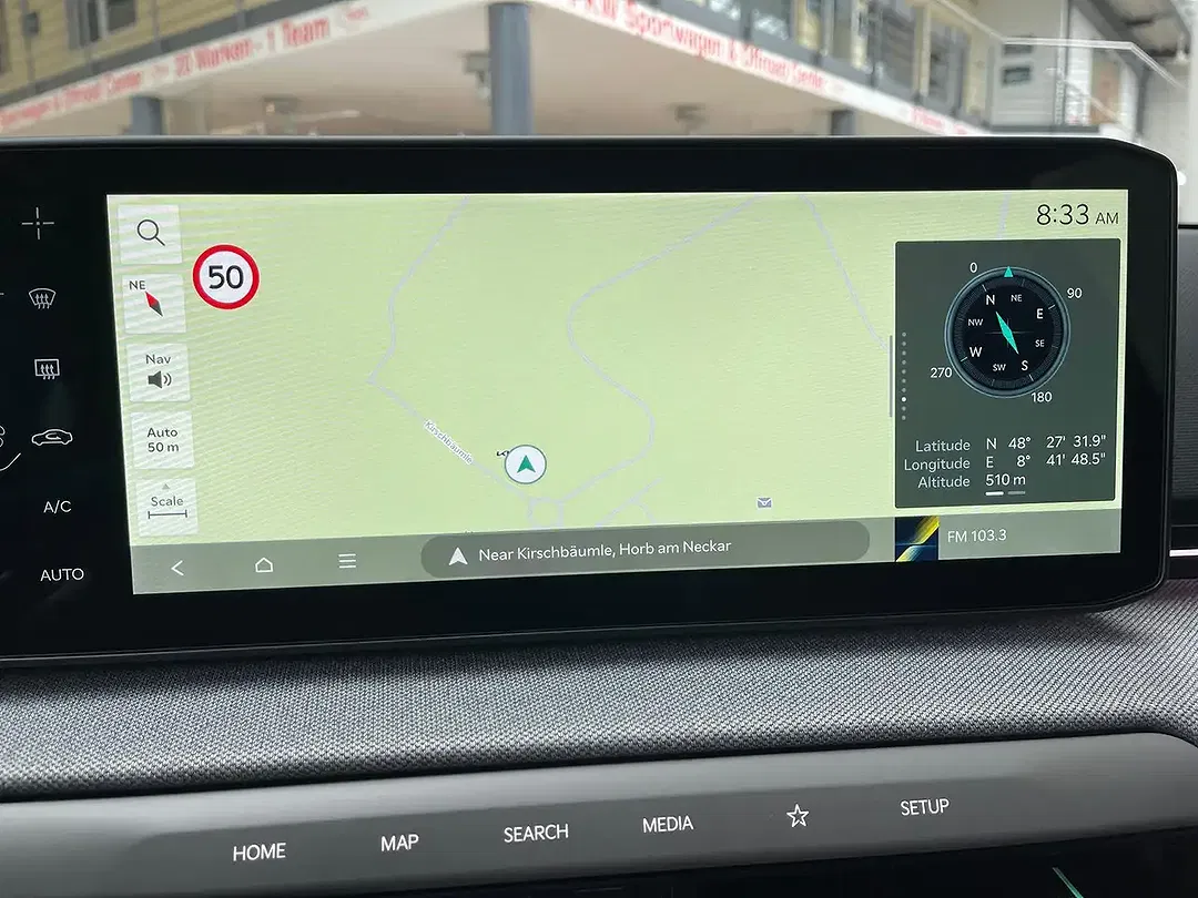 Kia EV4 - Thumbnail 15