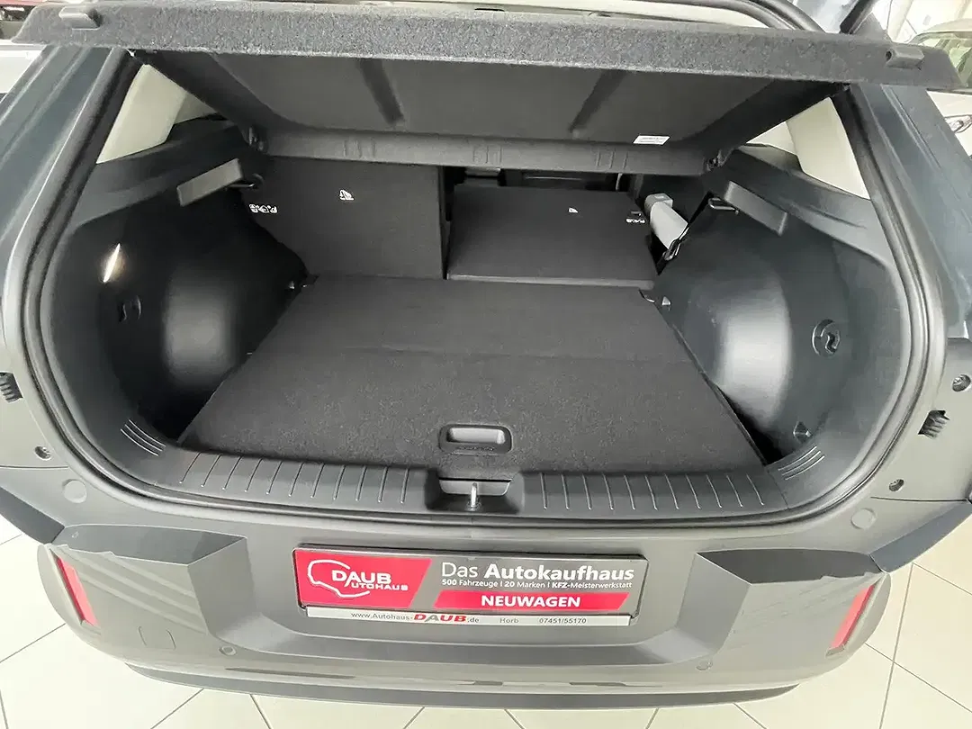 Kia EV4 - Thumbnail 9
