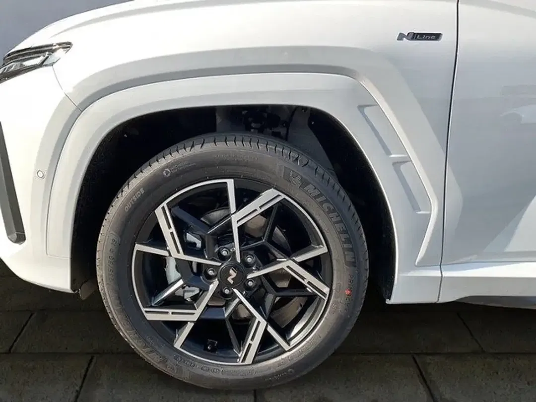 Hyundai TUCSON - Thumbnail 9