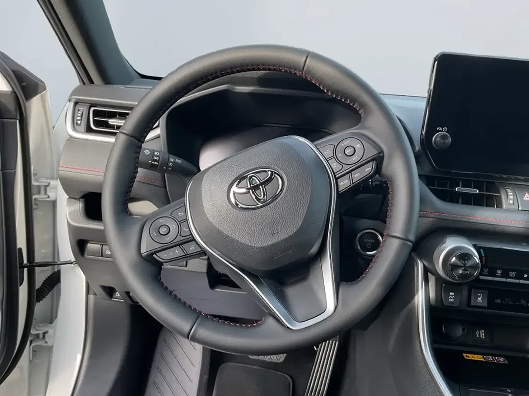 Toyota RAV 4 - Thumbnail 9