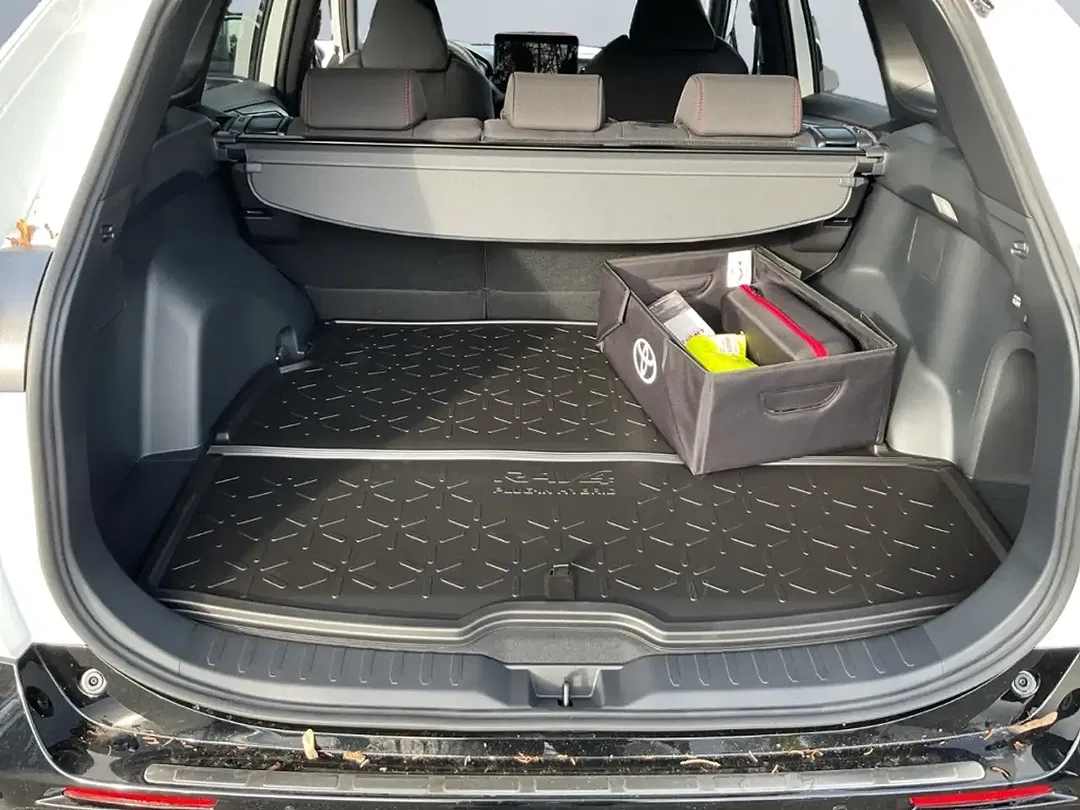 Toyota RAV 4 - Thumbnail 13