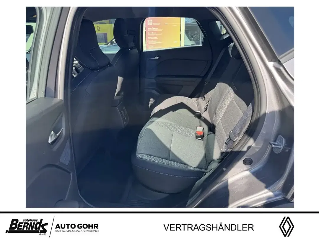 Renault Captur - Thumbnail 10