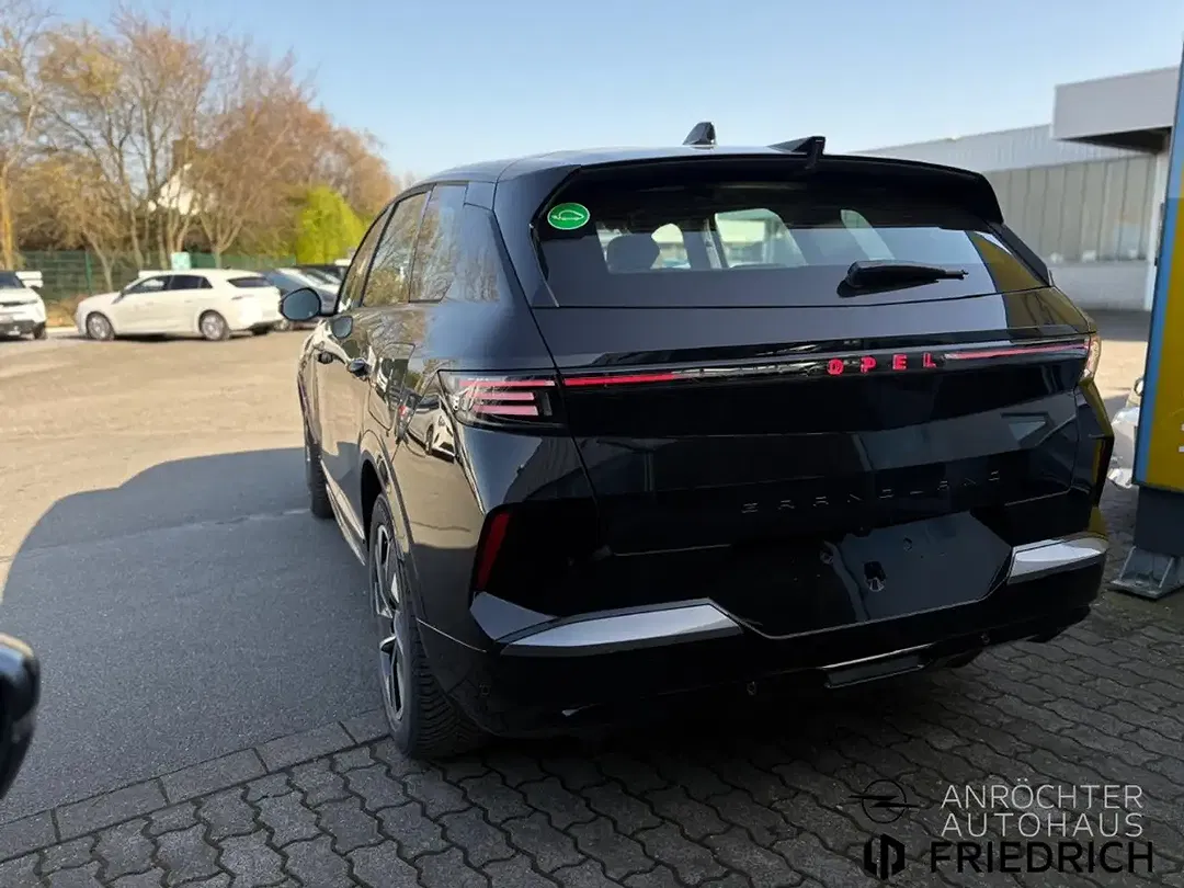 Opel Grandland - Thumbnail 3