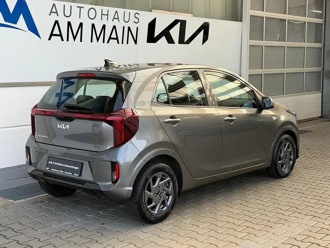 Kia Picanto - Thumbnail 5