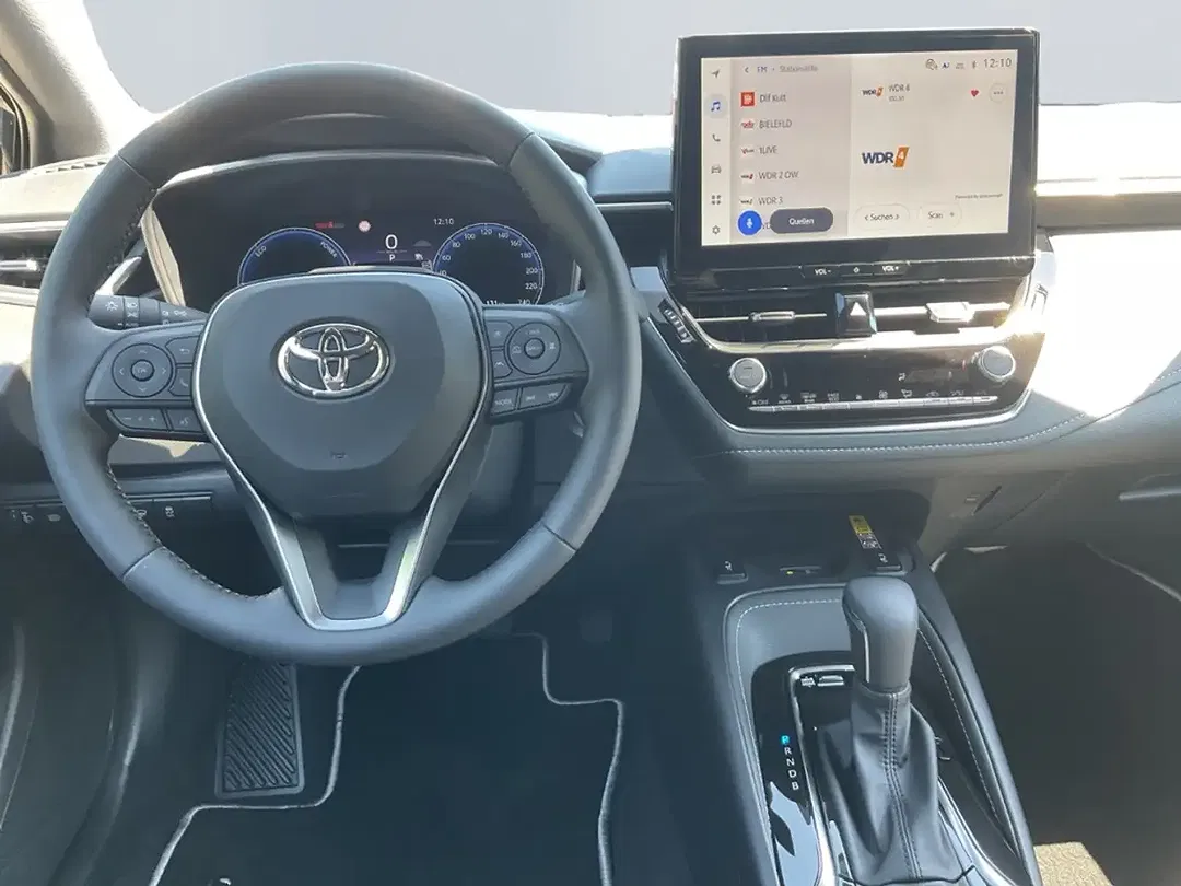 Toyota Corolla - Thumbnail 8