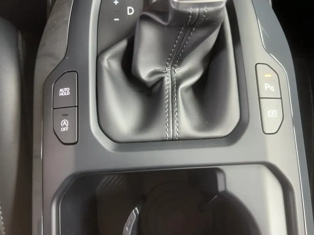 Kia K4 - Thumbnail 13
