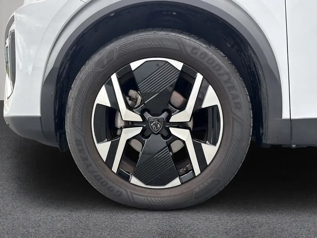 Peugeot 2008 - Thumbnail 11