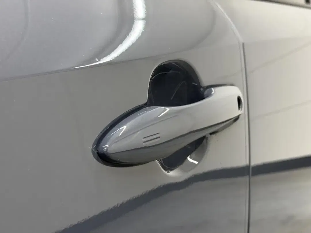 Toyota Corolla - Thumbnail 9