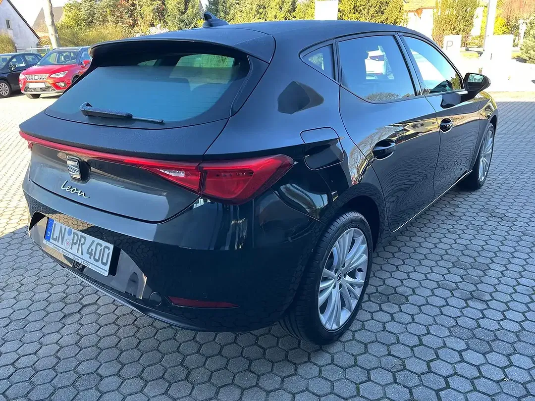 SEAT Leon - Thumbnail 9