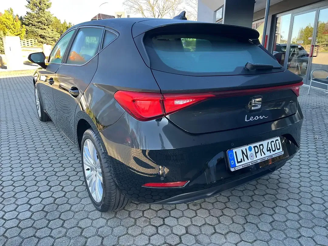 SEAT Leon - Thumbnail 8