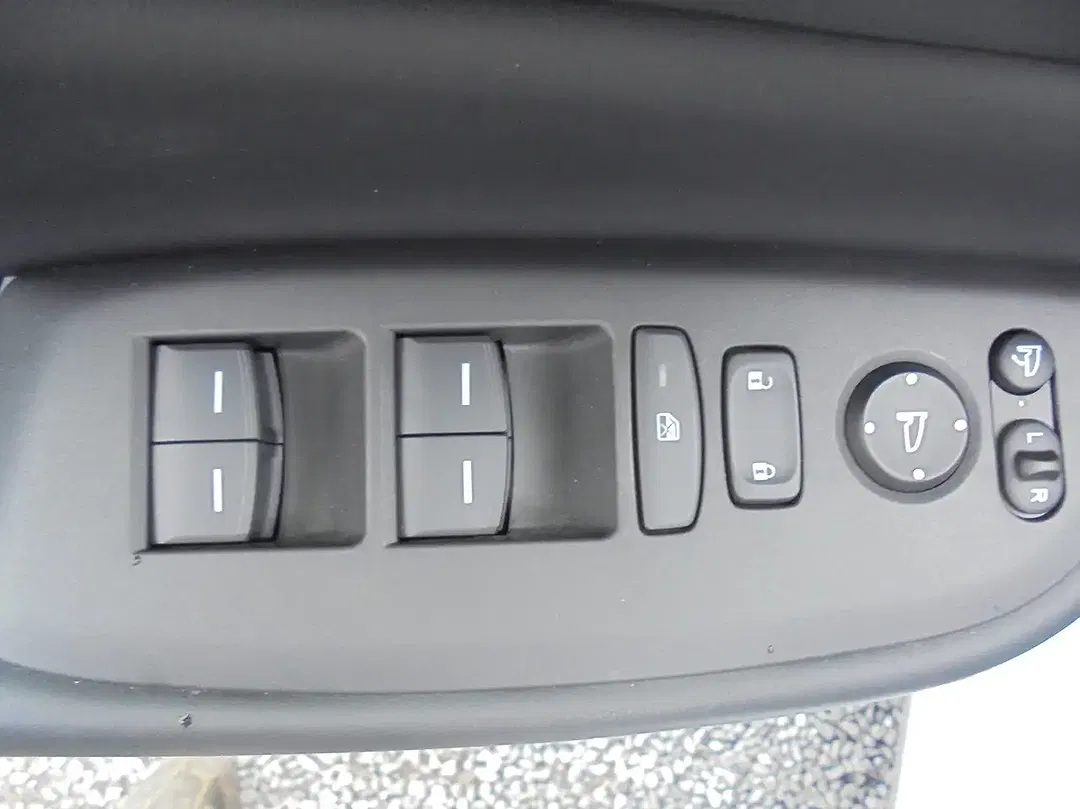 Honda Jazz - Thumbnail 10