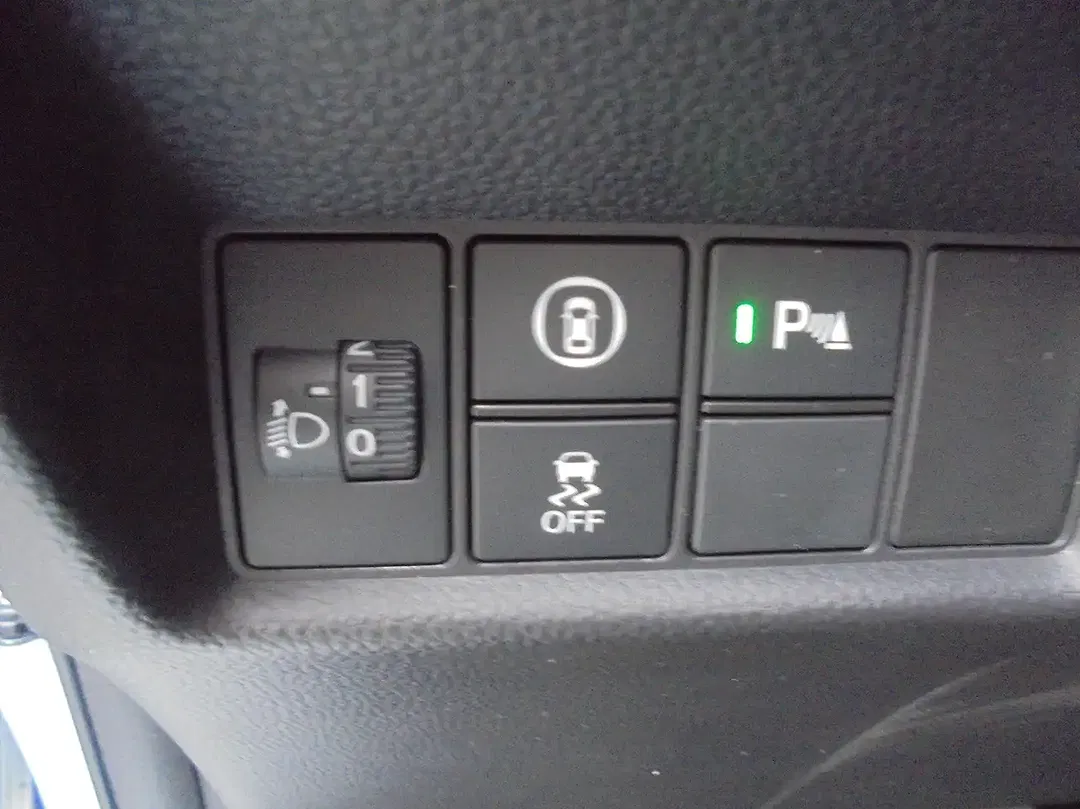Honda Jazz - Thumbnail 11