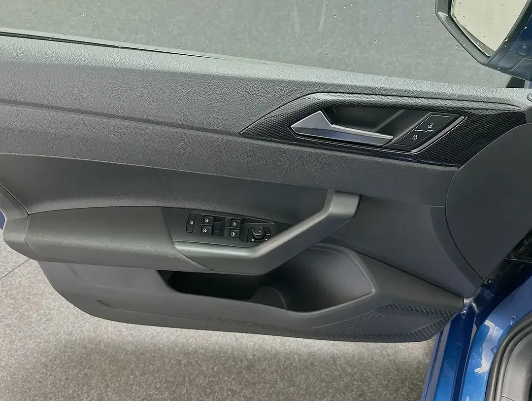 Volkswagen Polo - Thumbnail 12