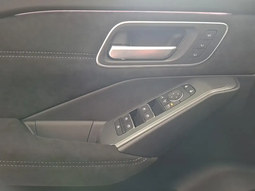 Nissan Qashqai - Thumbnail 10