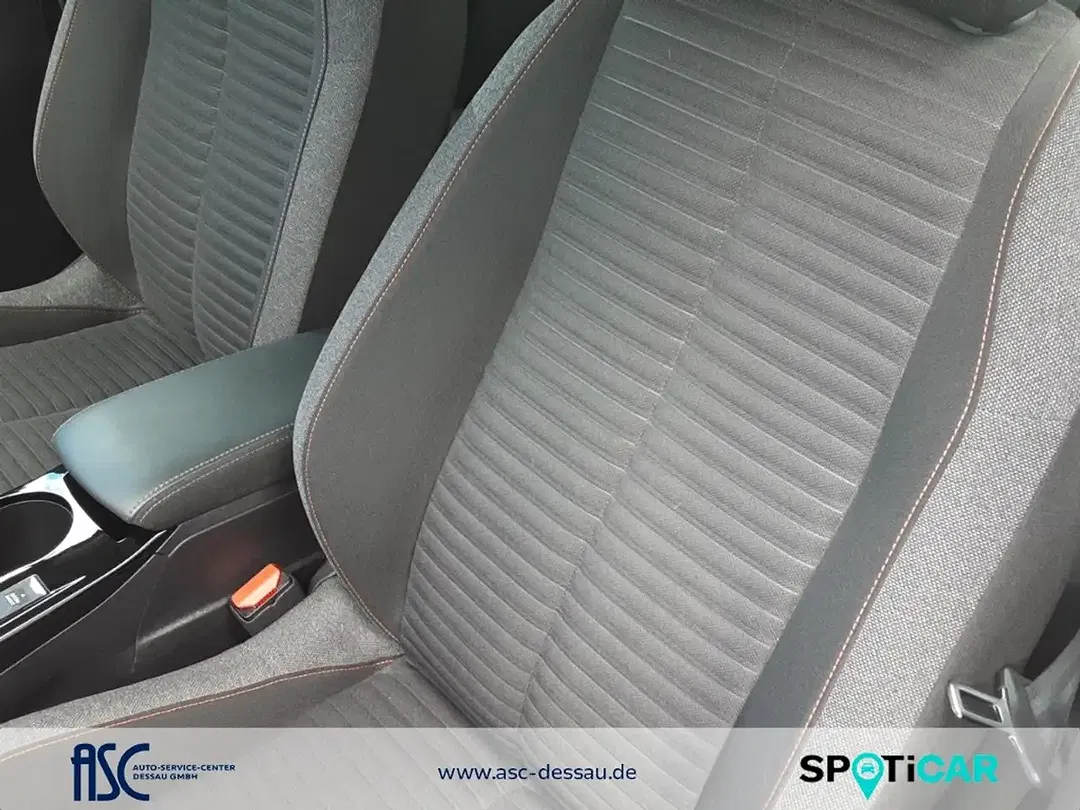 Peugeot 2008 - Thumbnail 11
