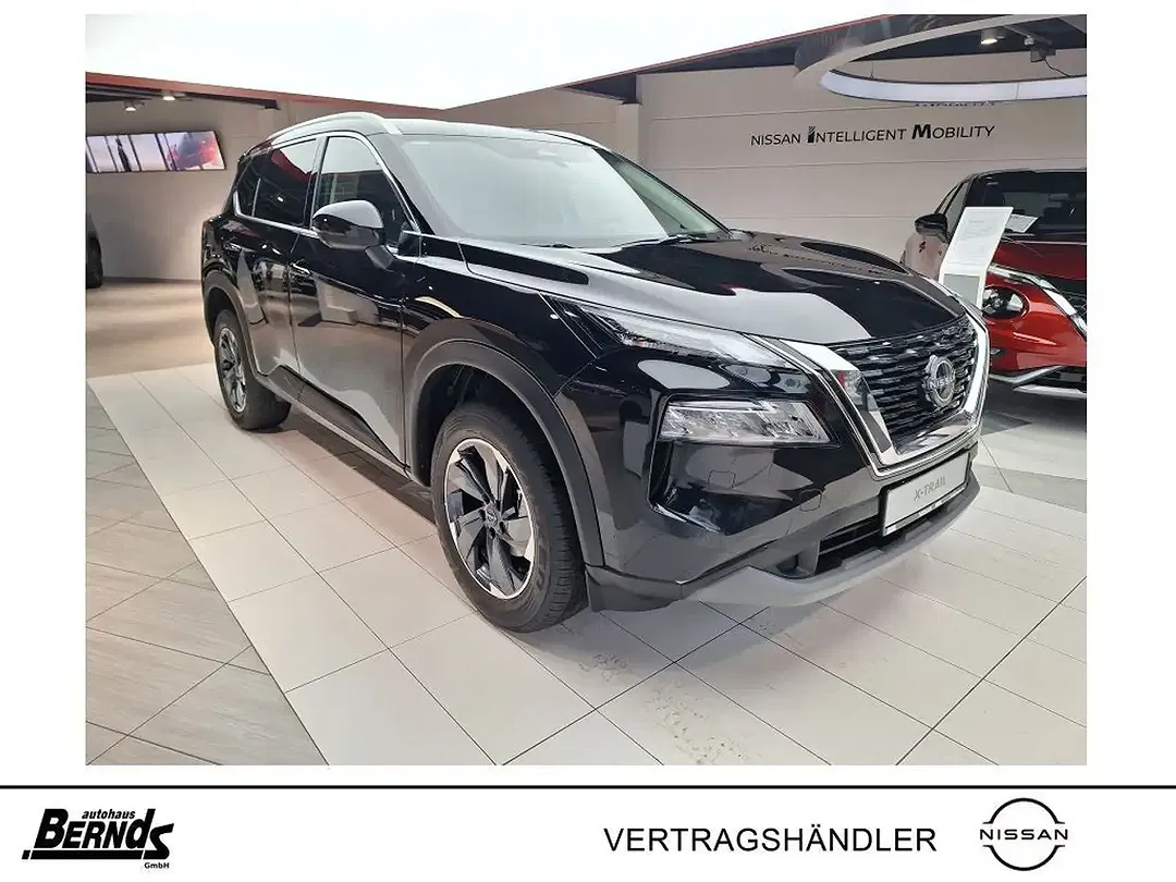 Nissan X-Trail - Thumbnail 3