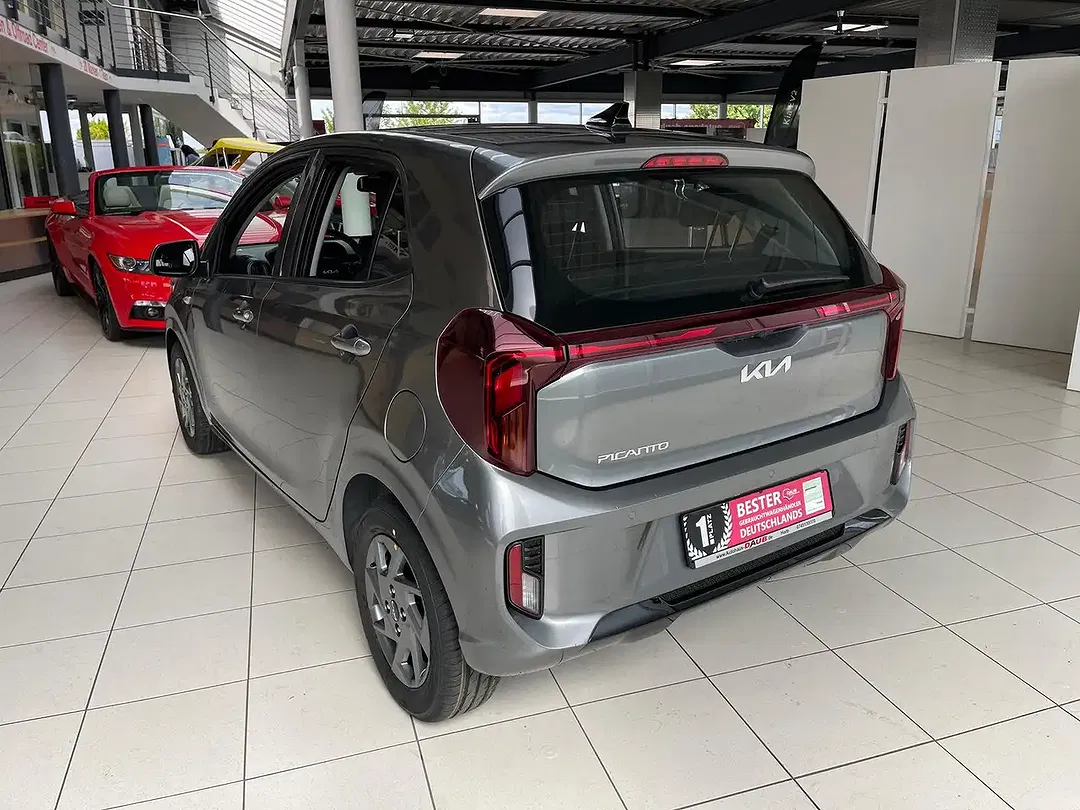 Kia Picanto - Thumbnail 4
