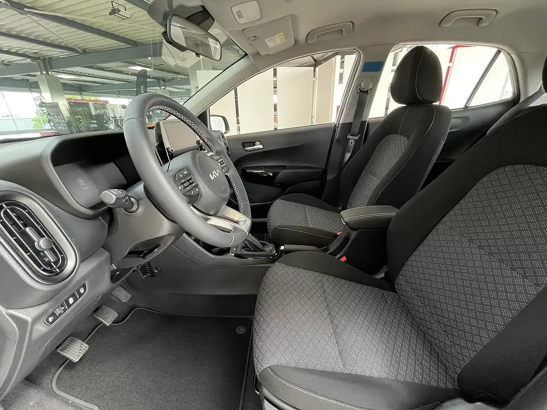 Kia Picanto - Thumbnail 8