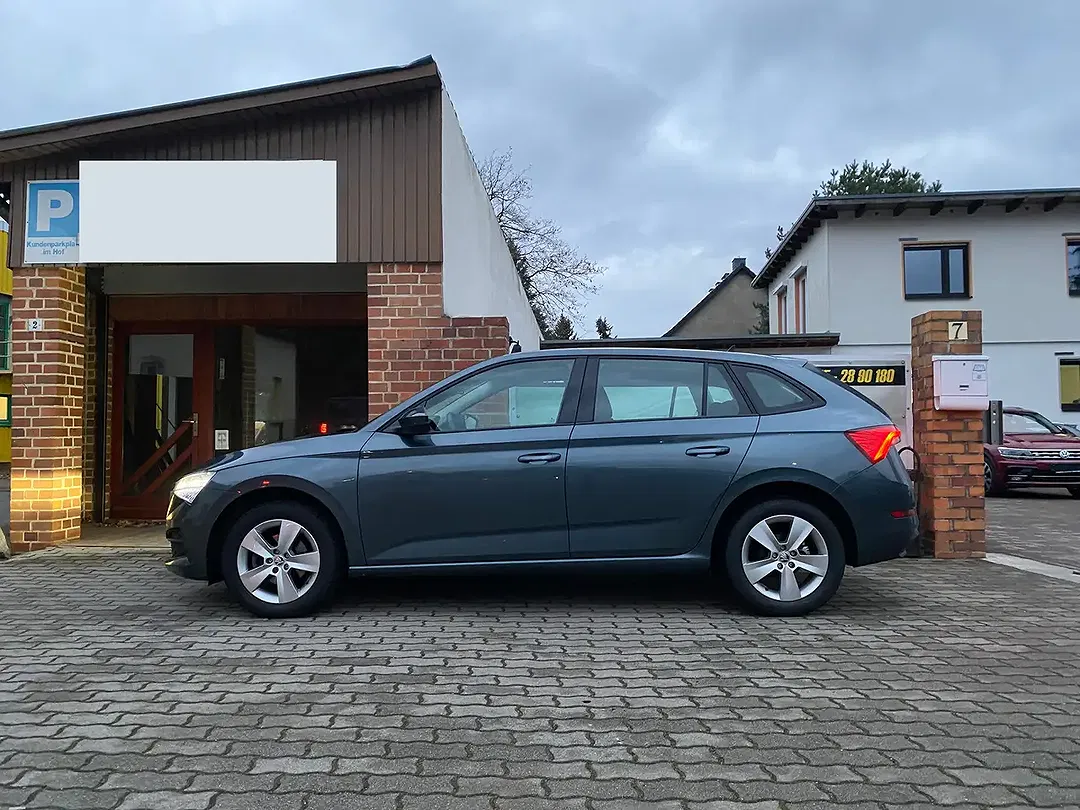 Skoda Scala - Thumbnail 5
