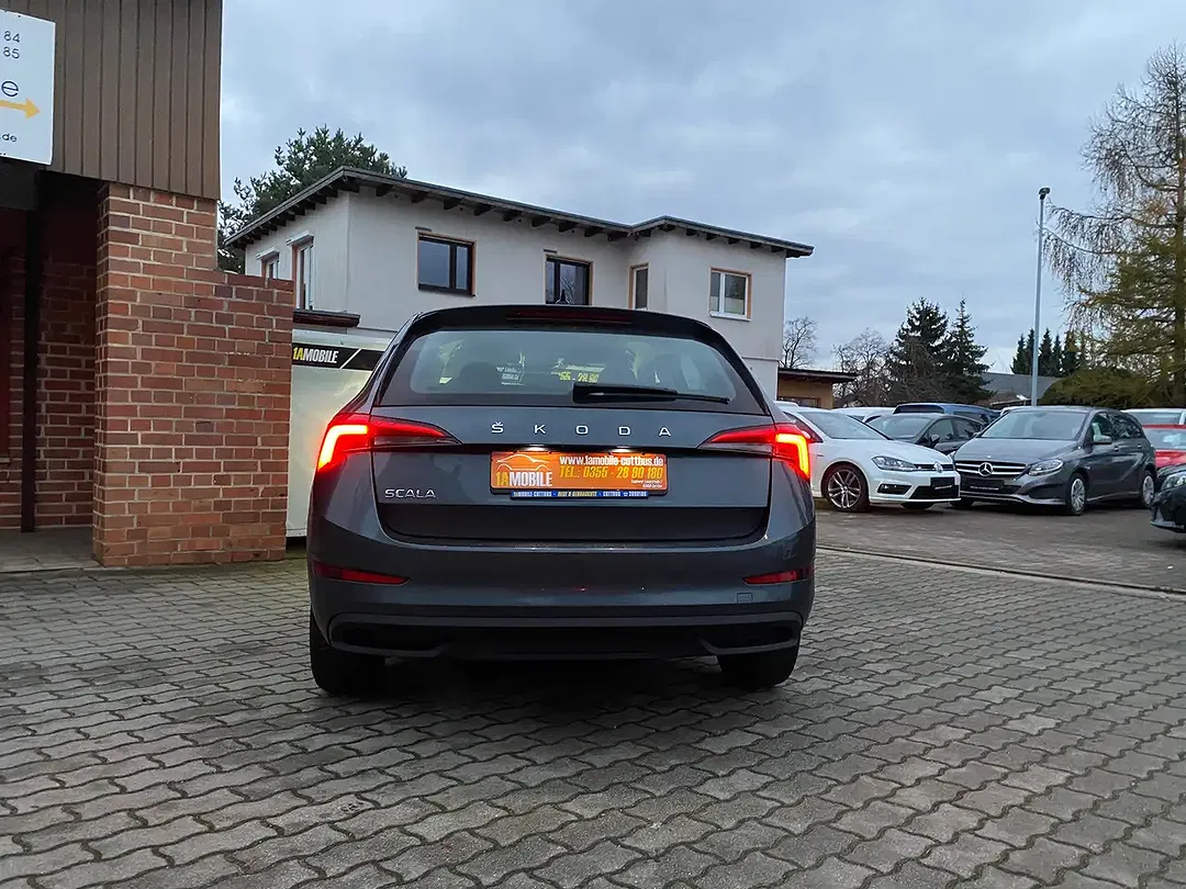 Skoda Scala - Thumbnail 7