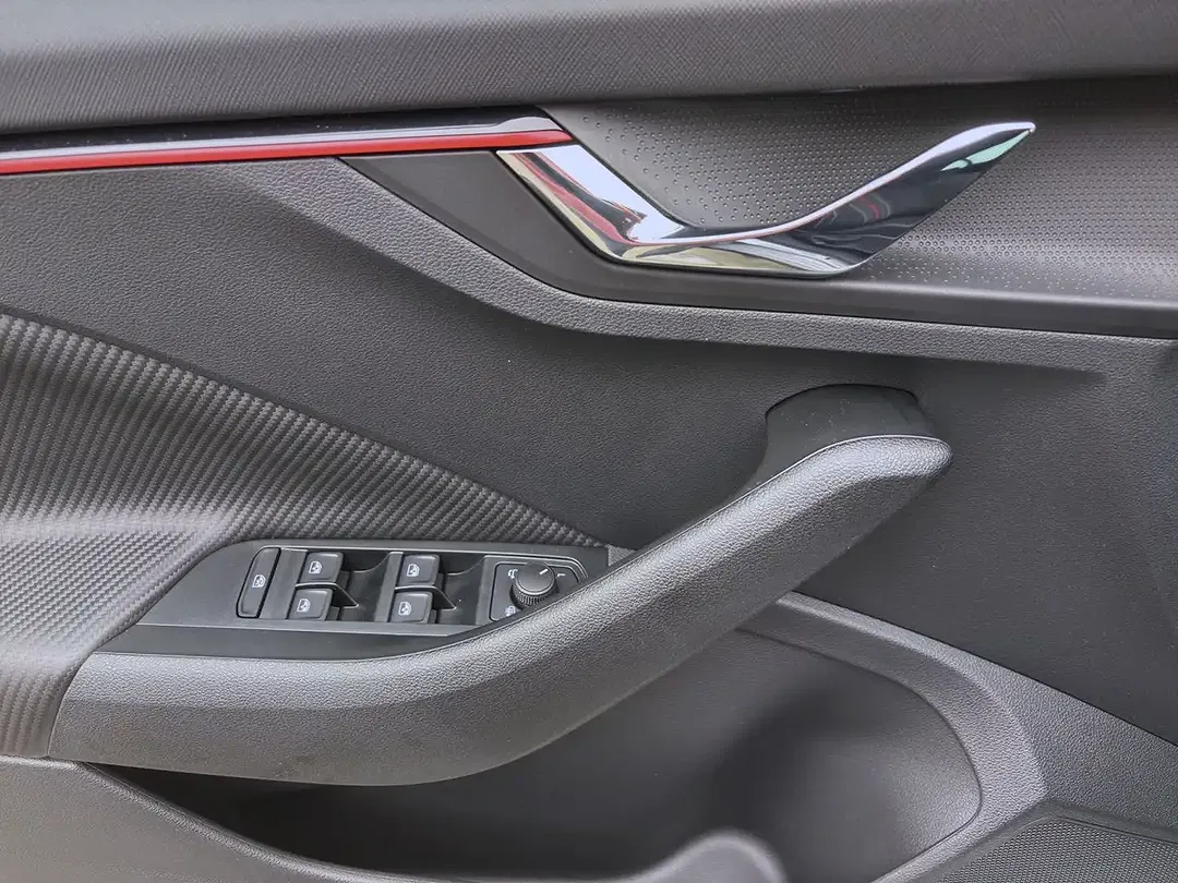 Skoda Kamiq - Thumbnail 11
