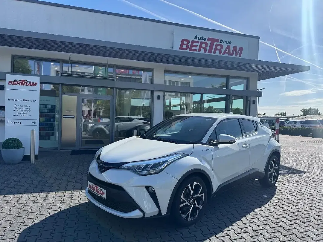 Toyota C-HR Hybrid Team Deutschland