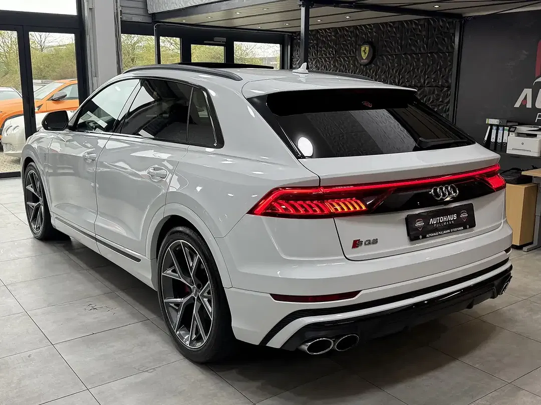 Audi SQ8 - Thumbnail 2