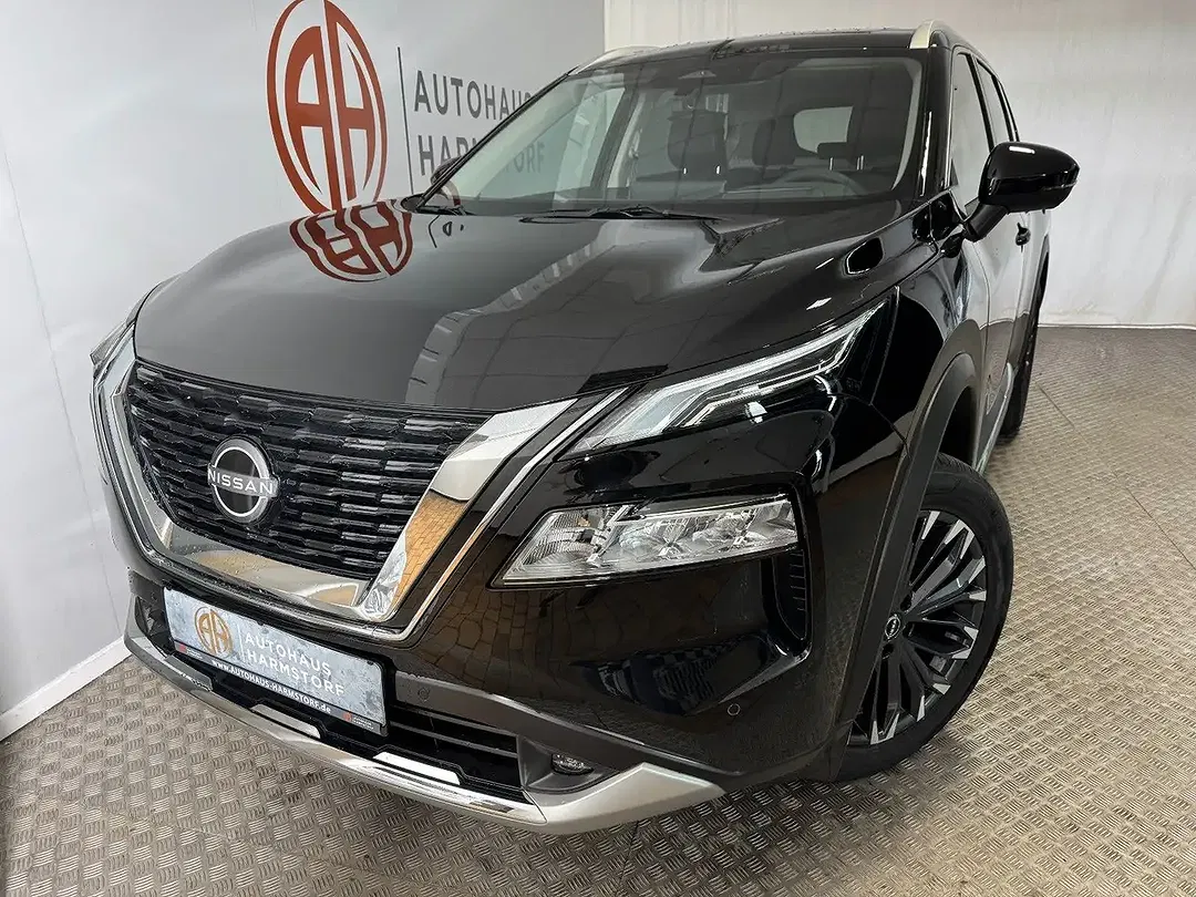 Nissan X-Trail - Thumbnail 1