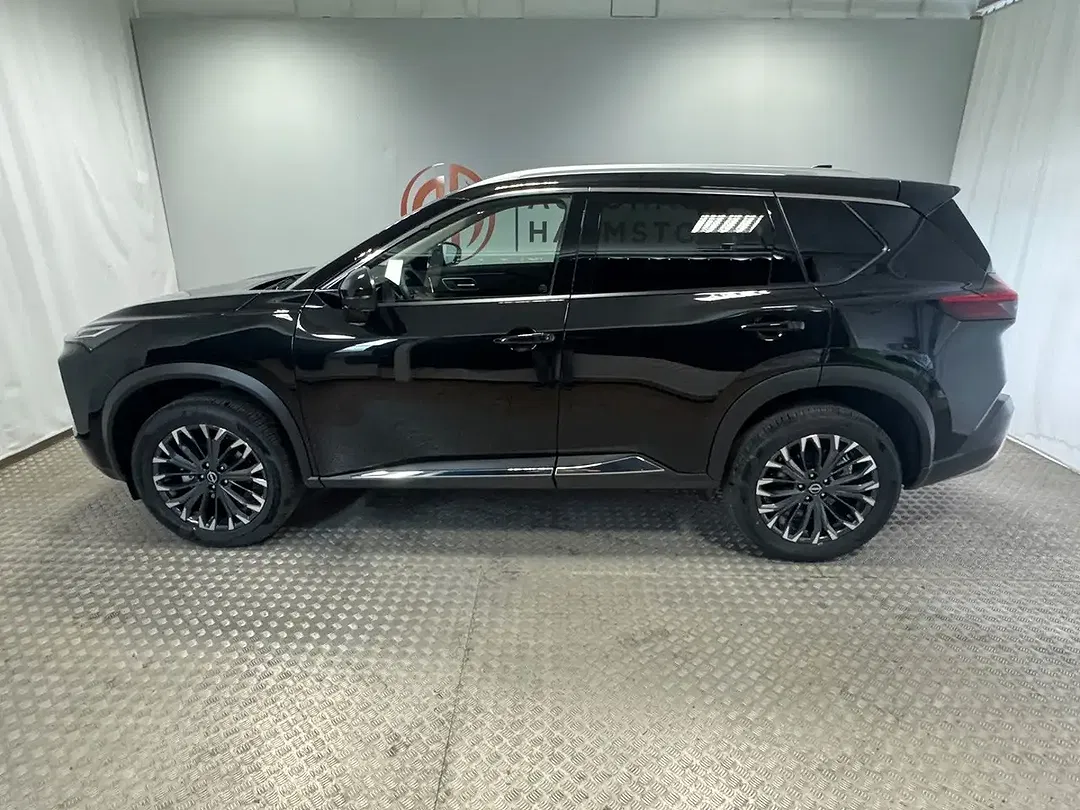 Nissan X-Trail - Thumbnail 3
