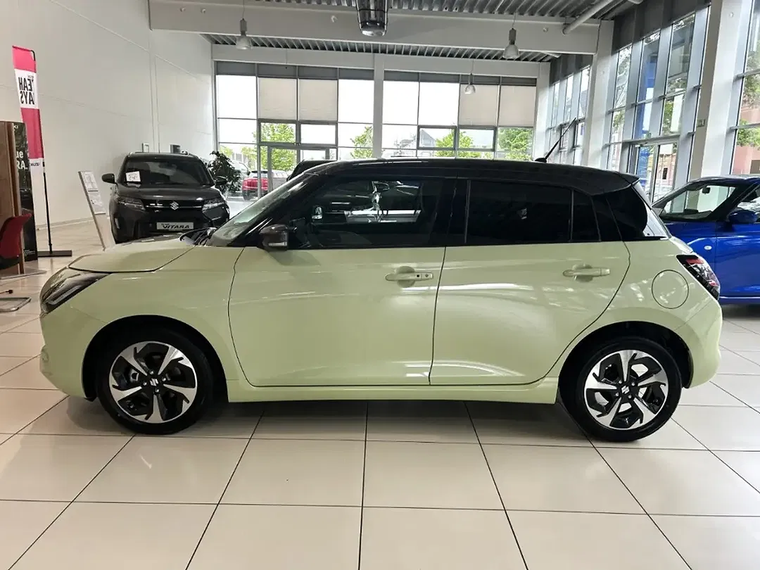 Suzuki Swift - Thumbnail 5