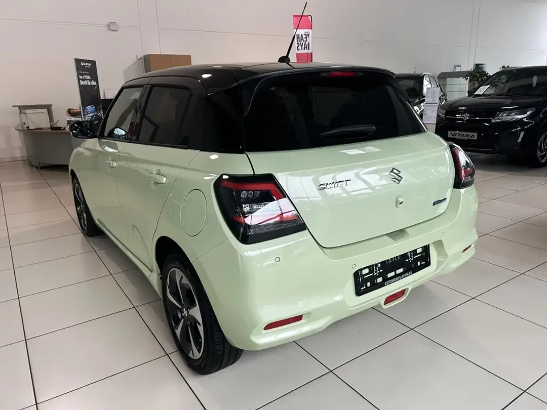 Suzuki Swift - Thumbnail 6
