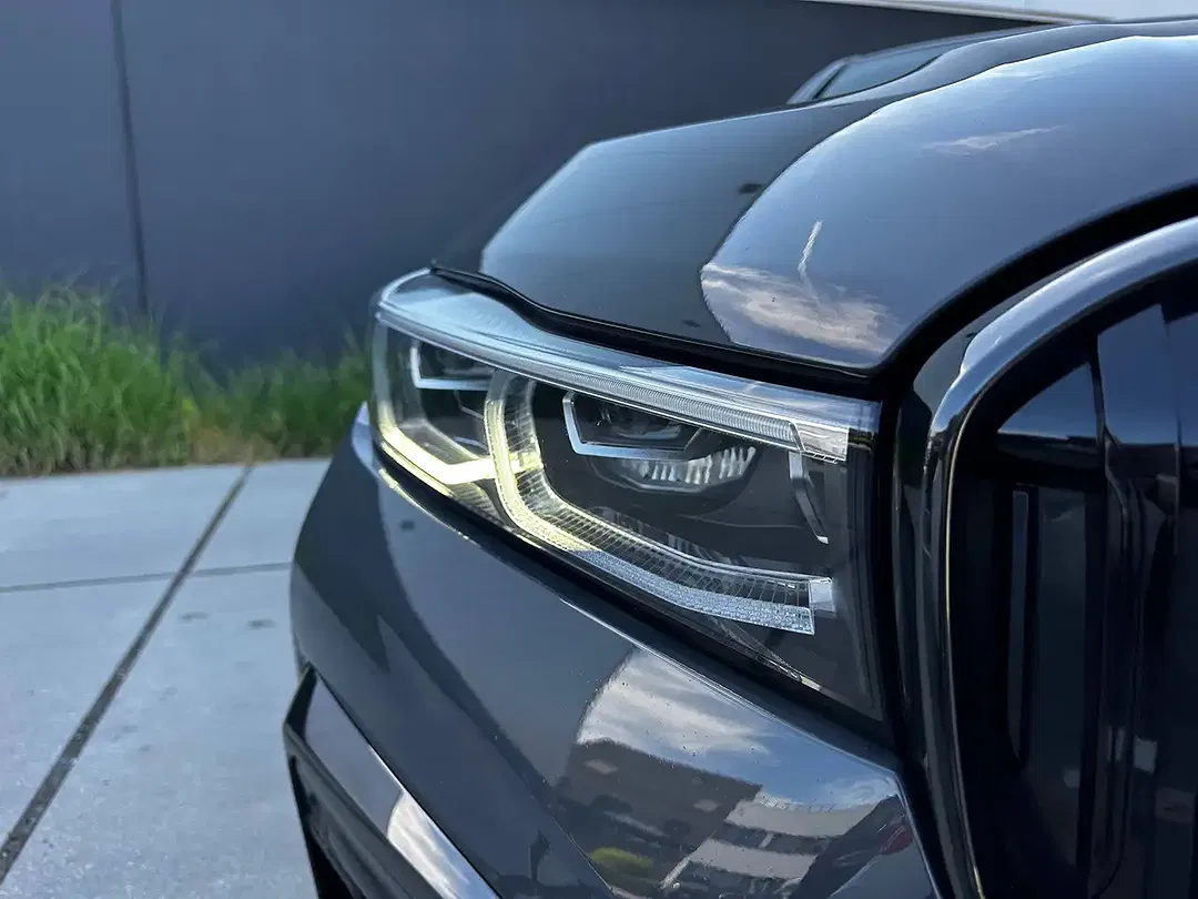 BMW 745 - Thumbnail 43