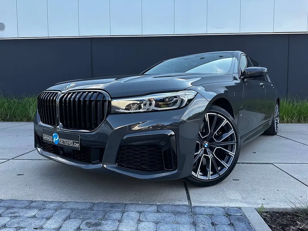 BMW 745 - Thumbnail 46